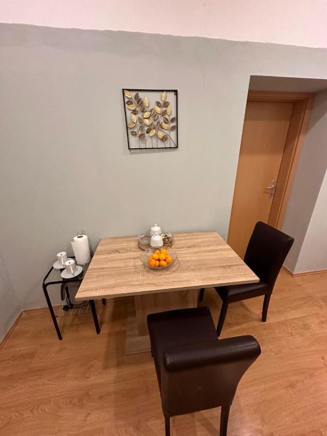 Rooms Gollner Zagreb Bagian luar foto