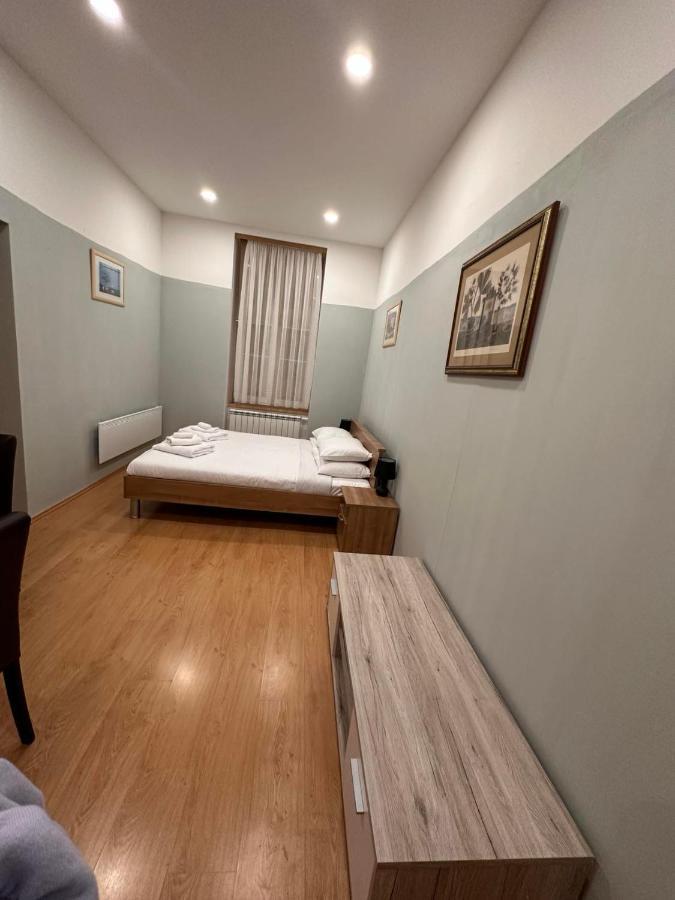 Rooms Gollner Zagreb Bagian luar foto